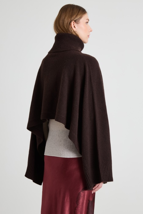 Poncho corto en mezcla de lana