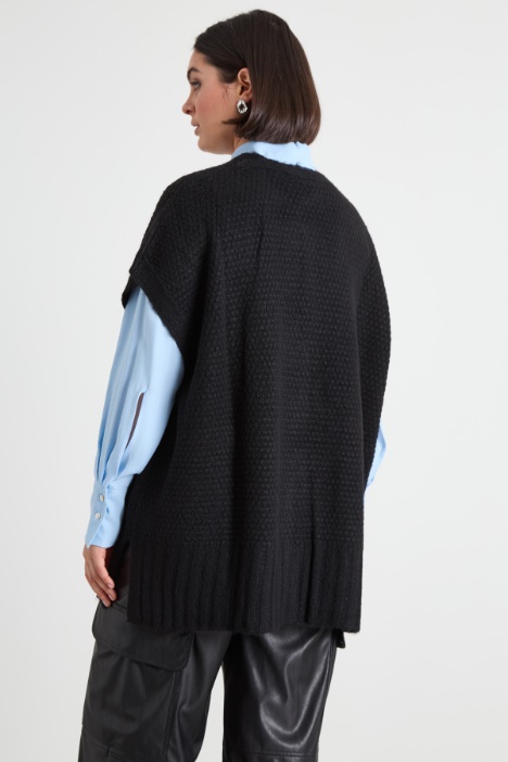 Cardigan smanicato