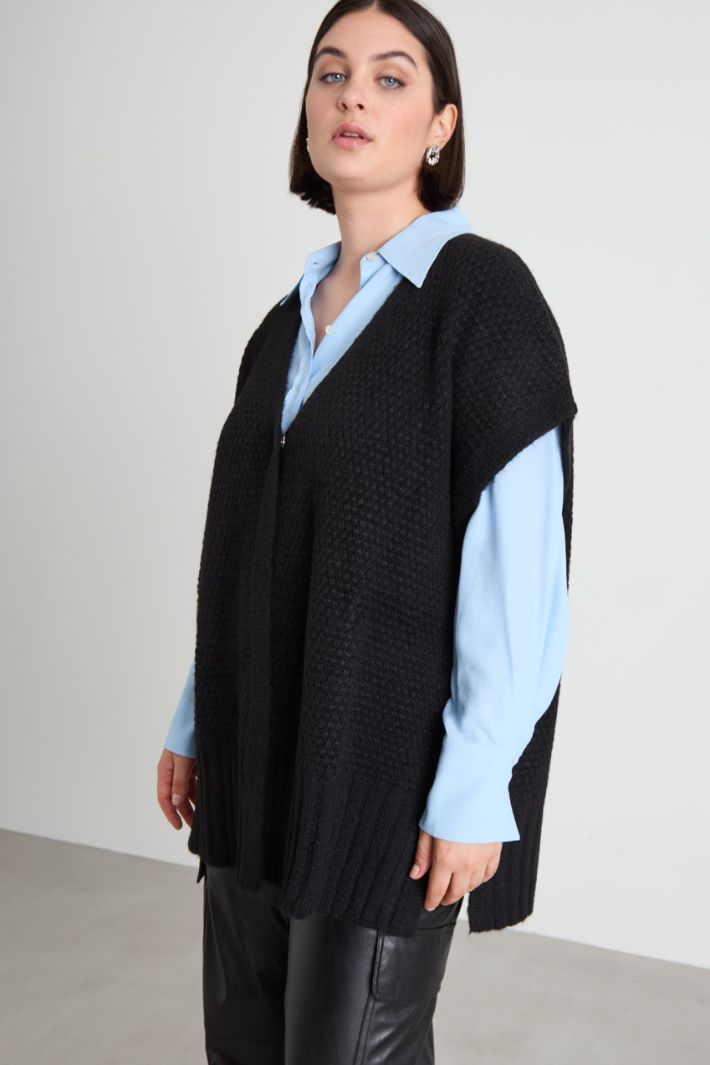 Sleeveless cardigan Intrend