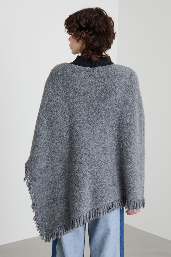 Bouclé poncho Intrend - 2