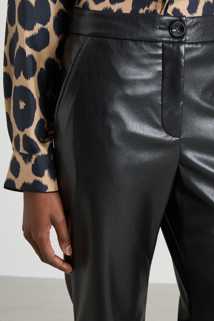 Faux leather trousers Intrend - 4
