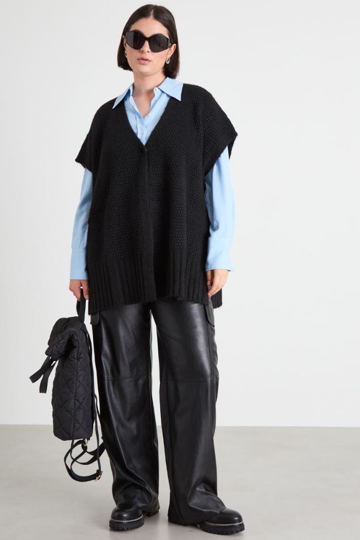 Pantaloni in similpelle
