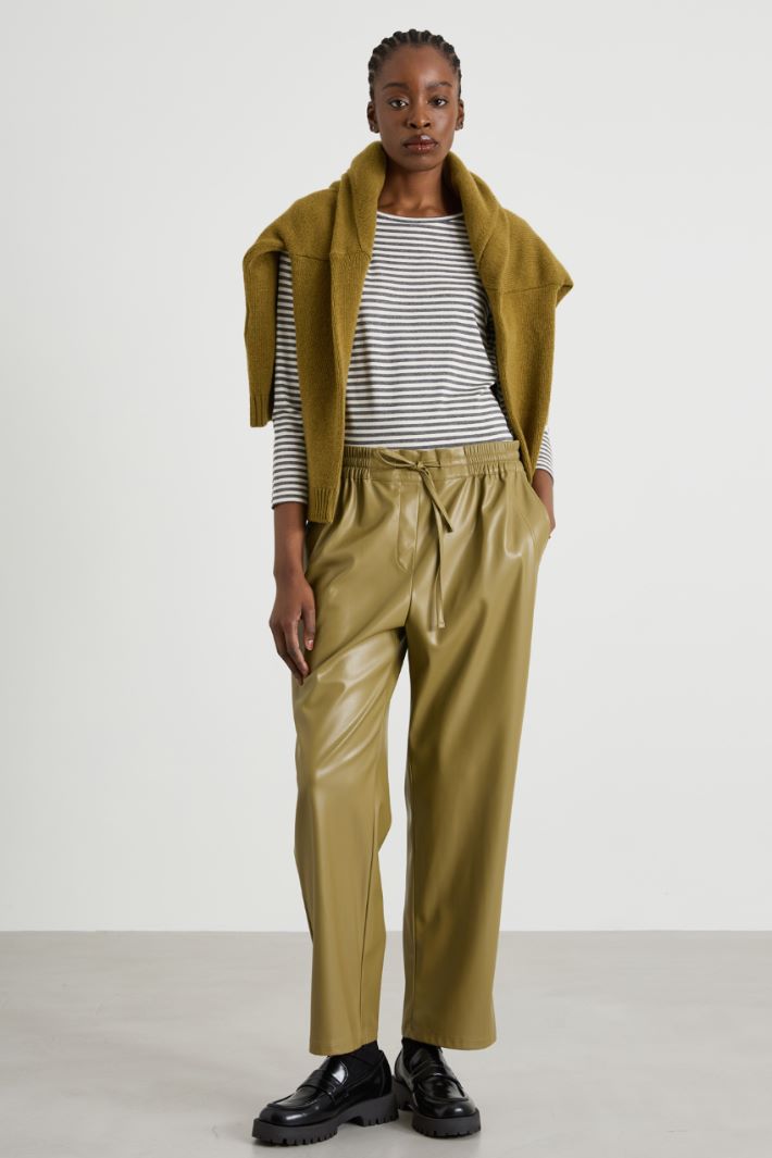 Faux leather joggers Intrend