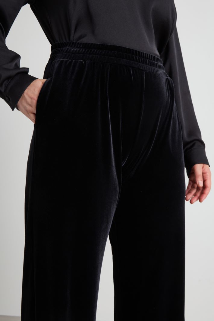 Pantaloni in ciniglia stretch Intrend - 2