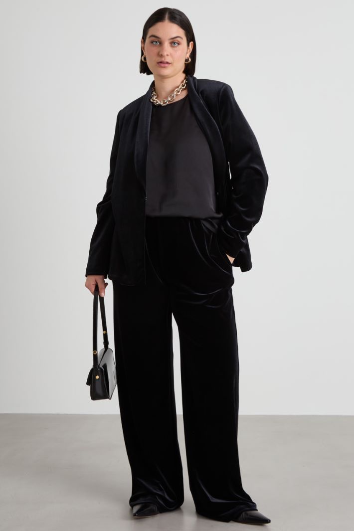 Pantaloni in ciniglia stretch Intrend