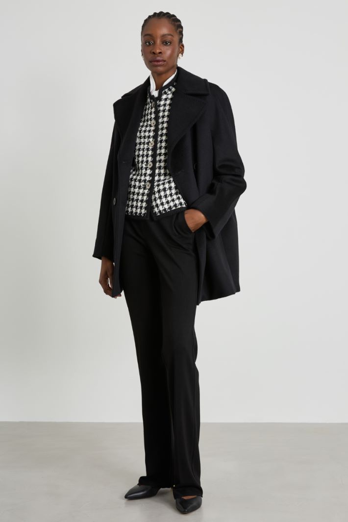 Pantaloni flare in jersey Intrend