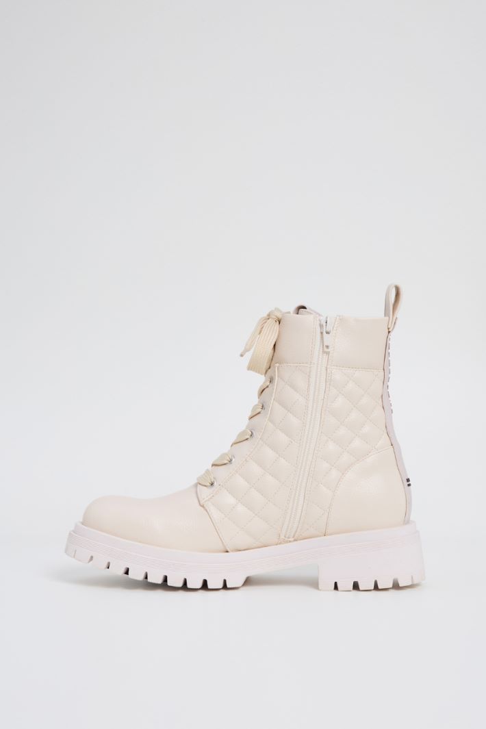 Quilted combat boots Intrend - 3