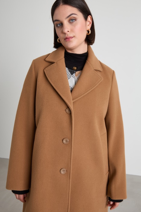 Cappotto con retro imbottito