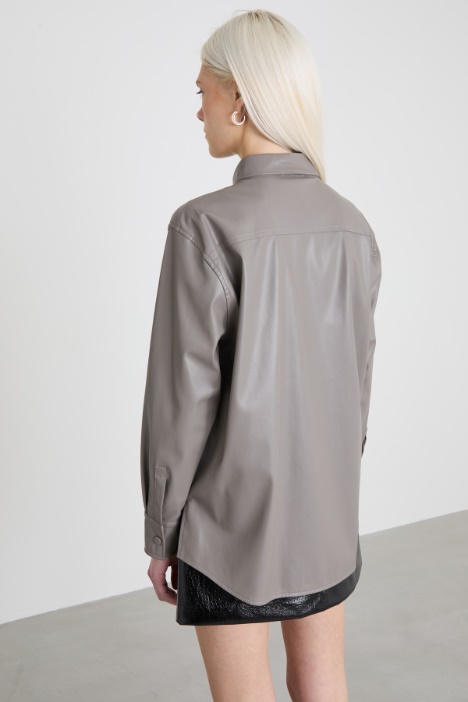 Giacca a camicia in similpelle