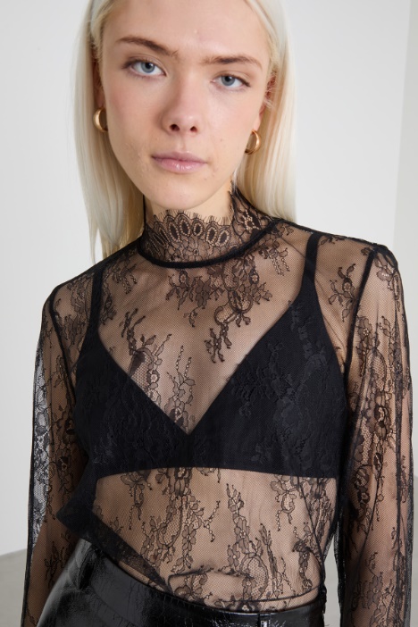 Top in pizzo