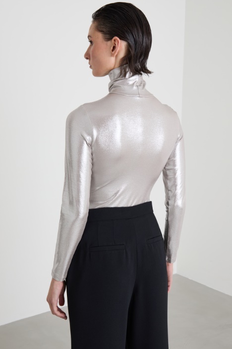 Body laminato a collo alto