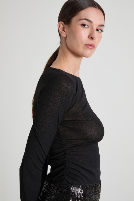 T-shirt con arricciatura