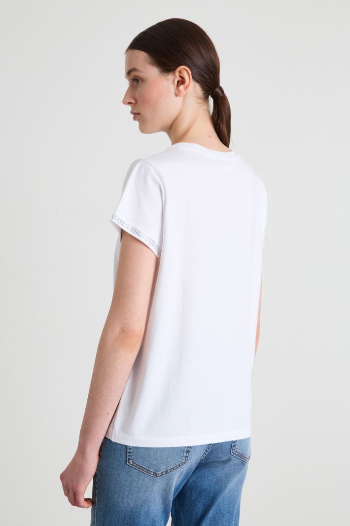 T-shirt con ricamo di strass Intrend - 2
