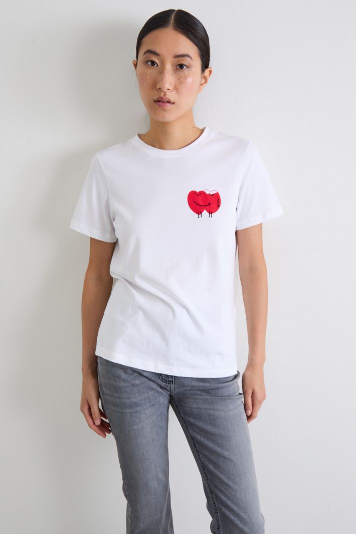T-shirt con stampa e ricamo Intrend