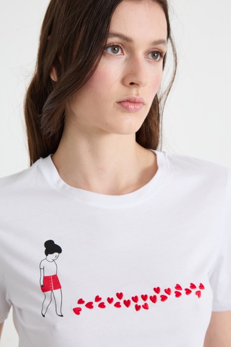 T-shirt con stampa e ricamo