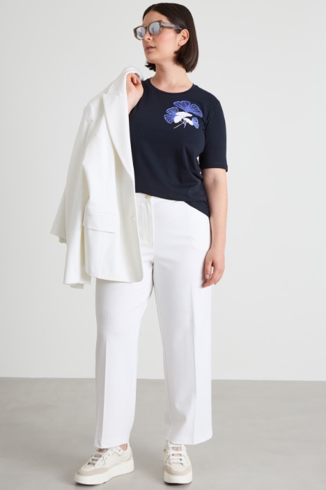 Camiseta con bordado Intrend