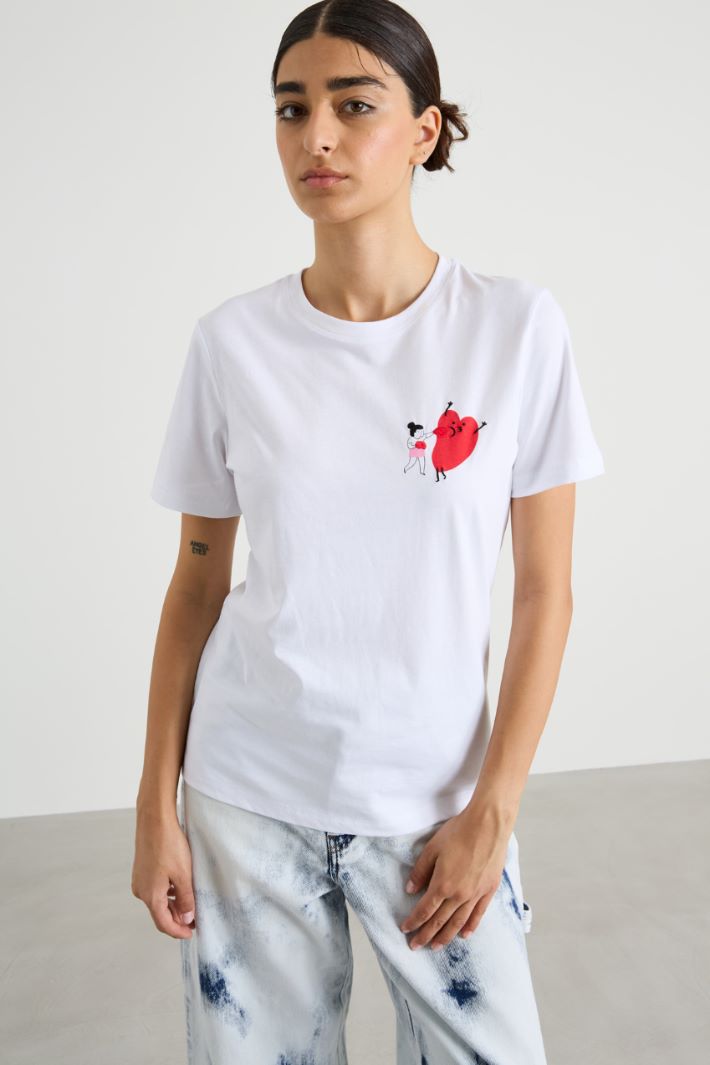 T-shirt con stampa e ricamo Intrend