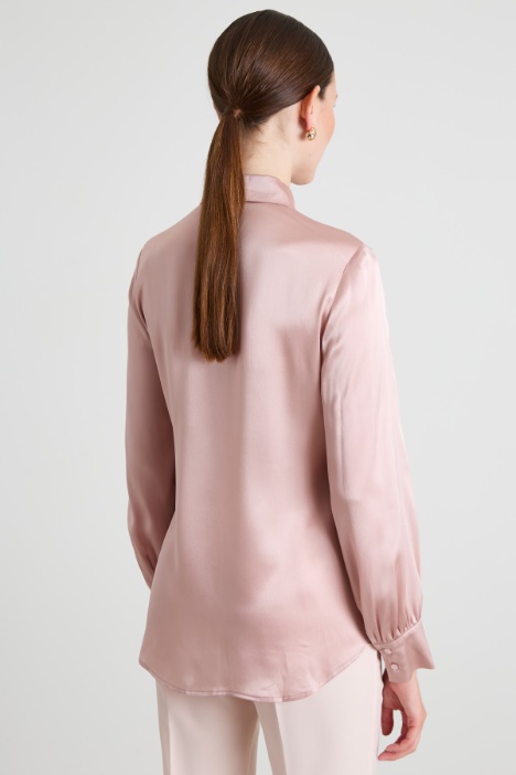 Camisa de raso fluido