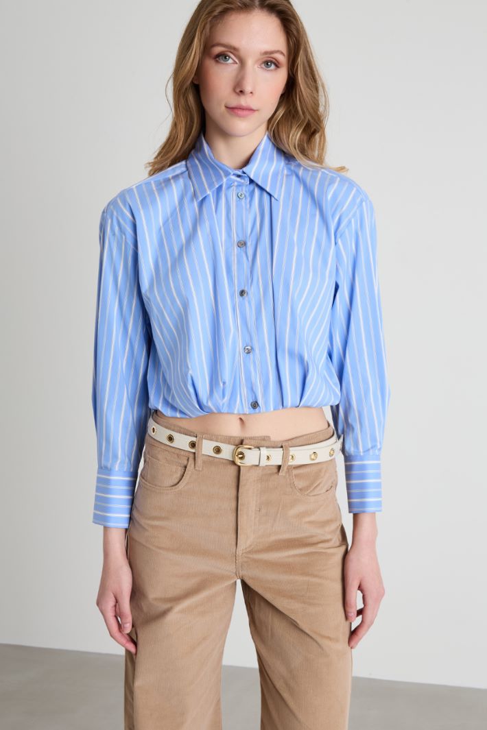 Cropped shirt Intrend