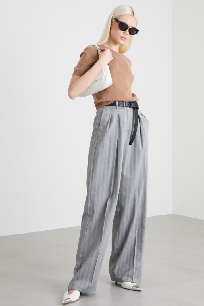 Wide-leg trousers Intrend