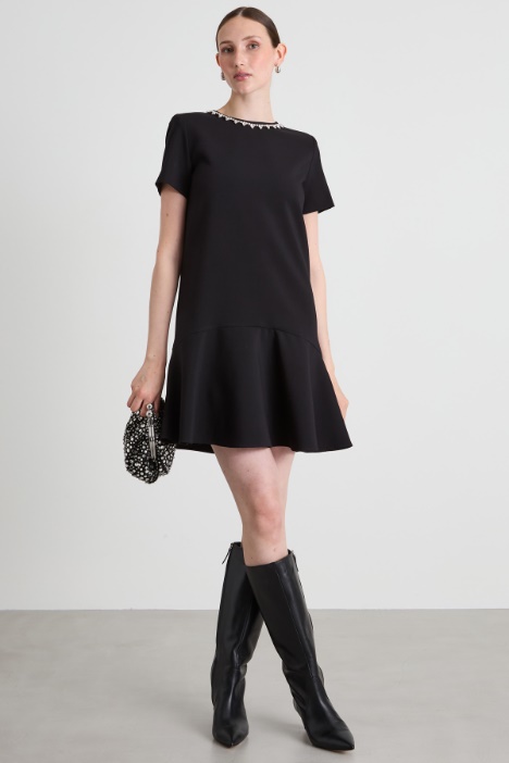 Short flounced dress Intrend