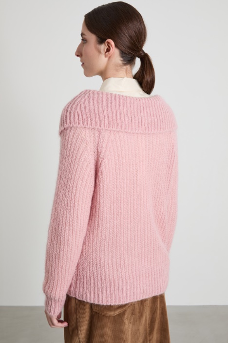 Maglia con maxi collo