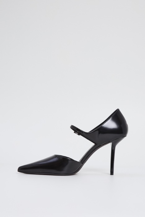 Décolleté in pelle