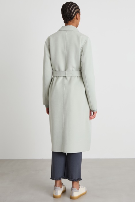 Cappotto con cintura