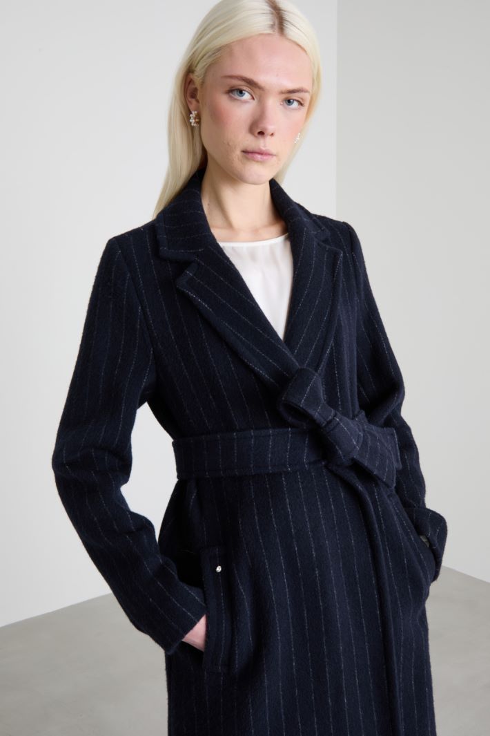 Pinstriped robe coat Intrend - 4