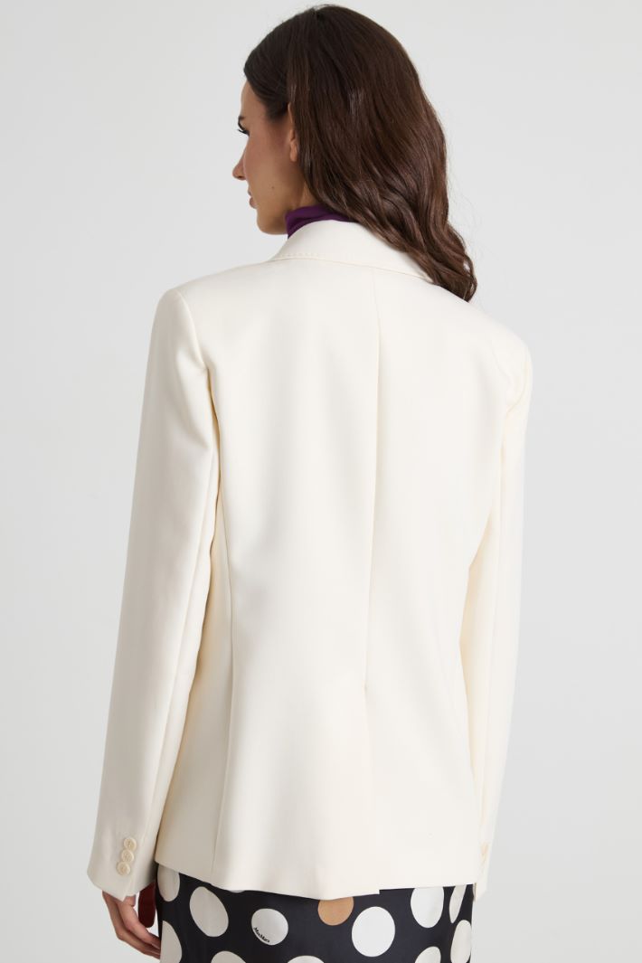 Topstitched blazer Intrend - 2