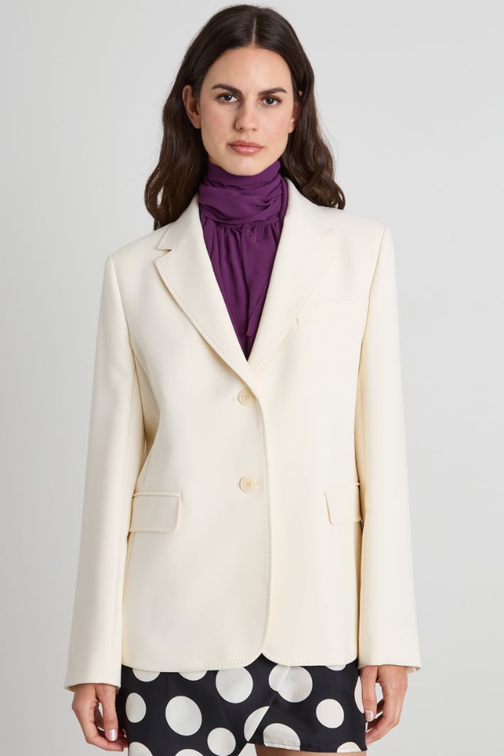 Topstitched blazer Intrend