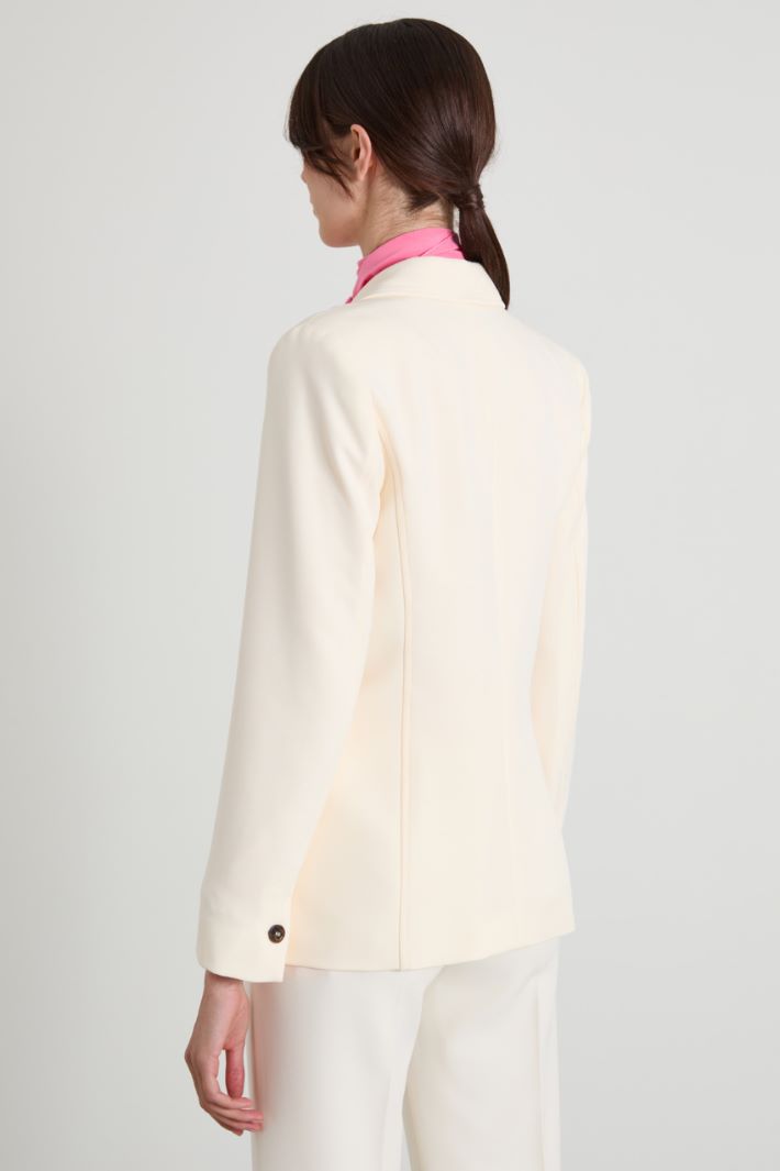 Semi-fitted blazer Intrend - 2
