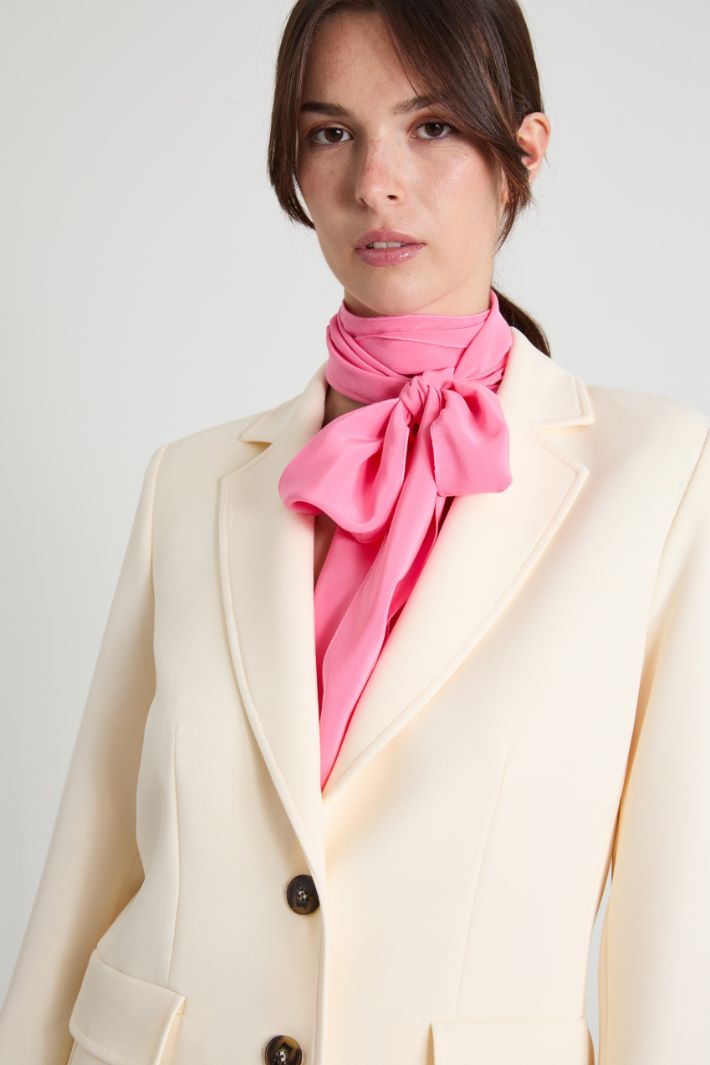 Semi-fitted blazer Intrend - 4