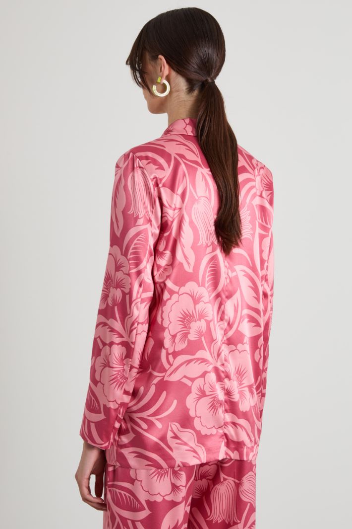 Deconstructed satin blazer Intrend - 2