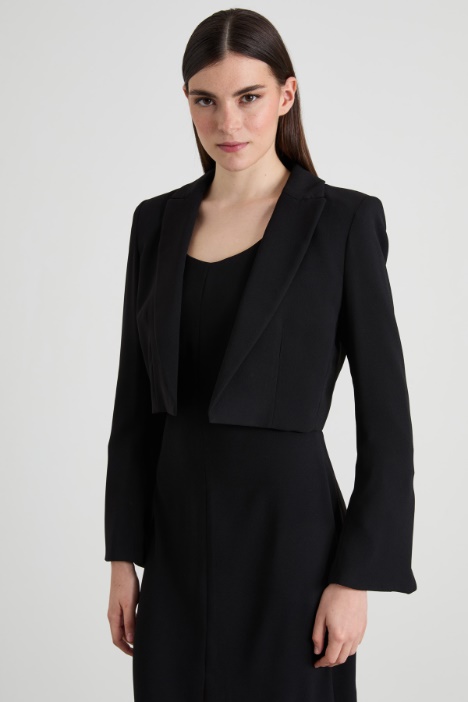 Spencer e abito in crépe