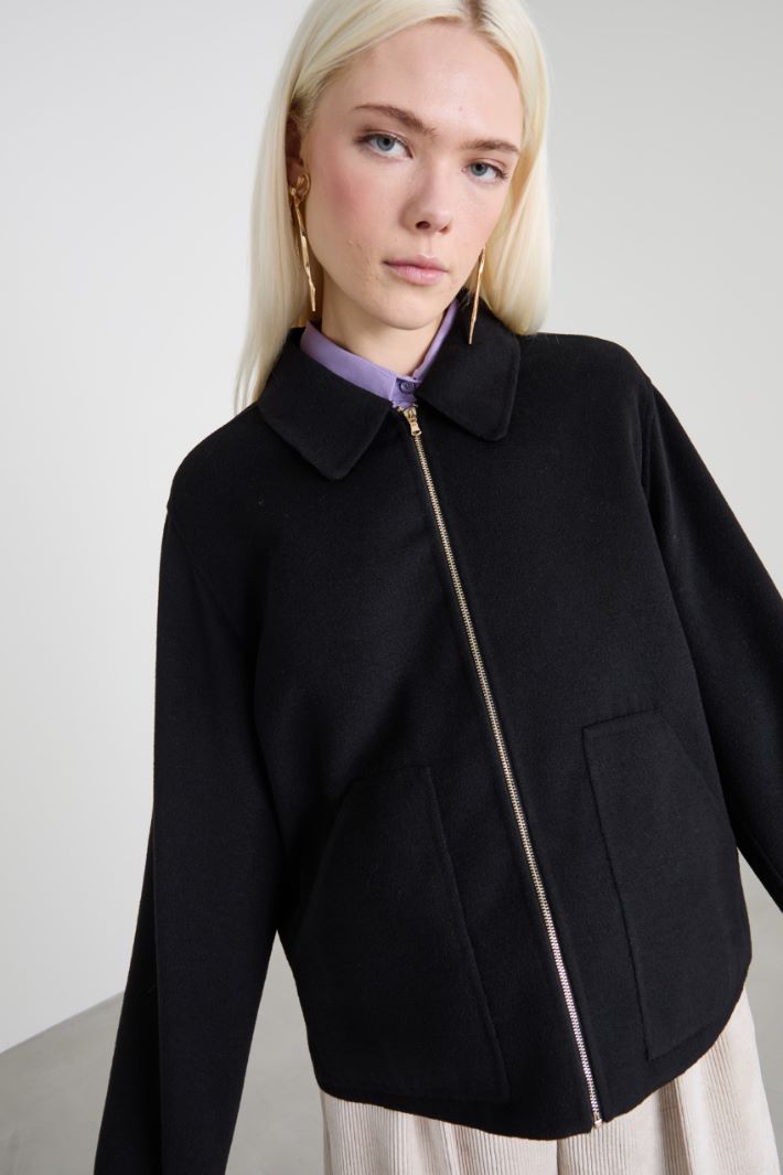 Giacca in doppio tessuto con zip Intrend - 4