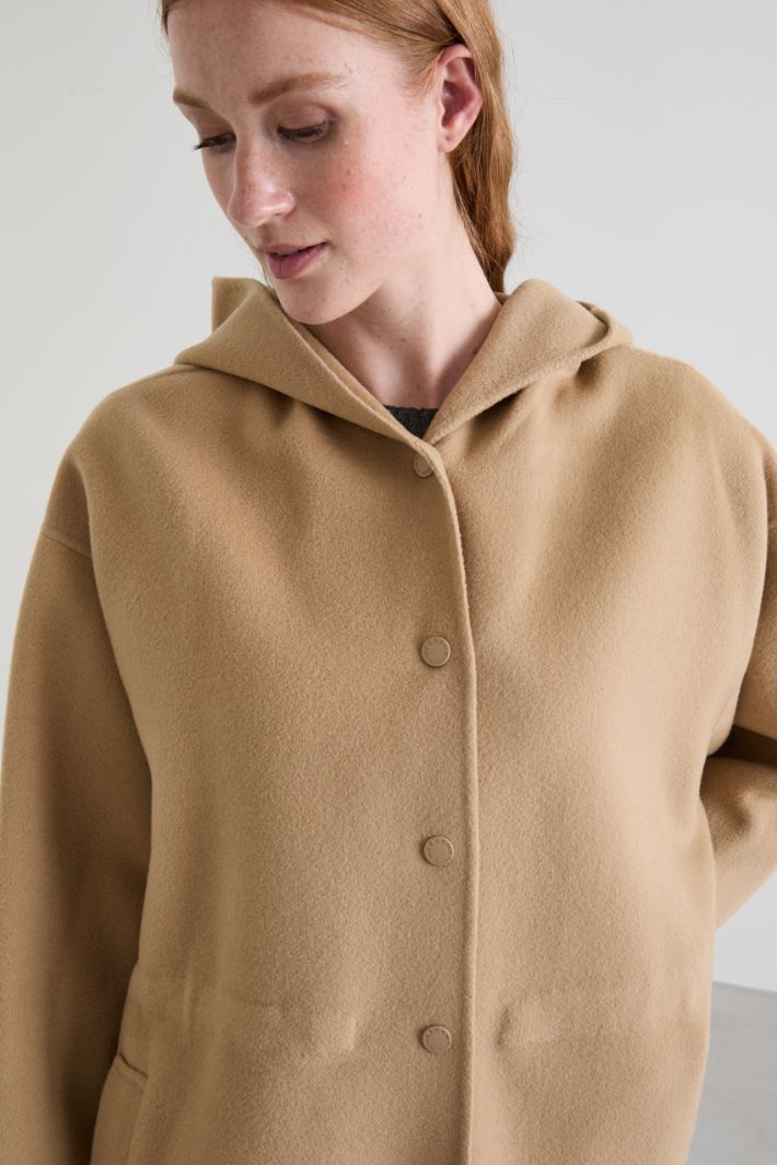 Cappotto corto con cappuccio Intrend - 4