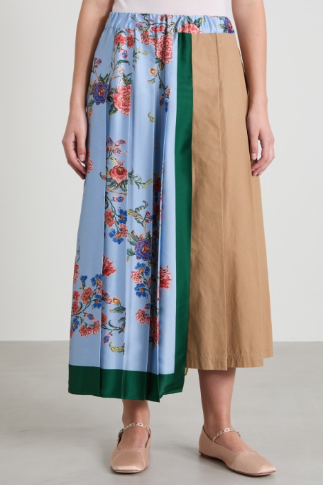 Gonna midi in tela e twill stampato