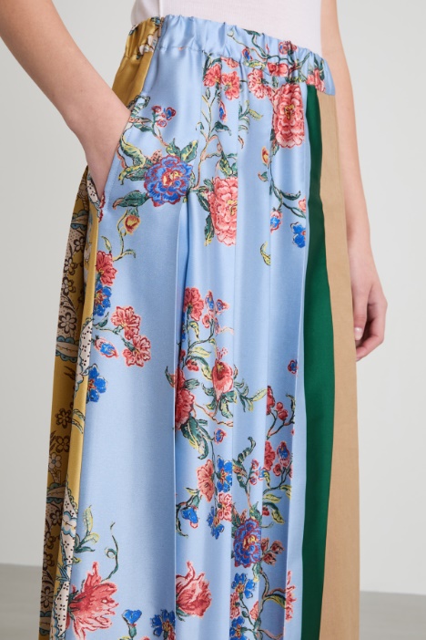 Gonna midi in tela e twill stampato