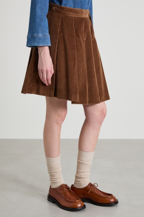 Minigonna a pieghe in velluto