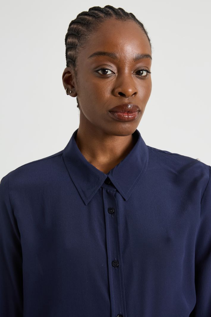 Flowing crepe shirt Intrend - 4