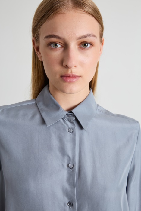 Camicia in seta lavata