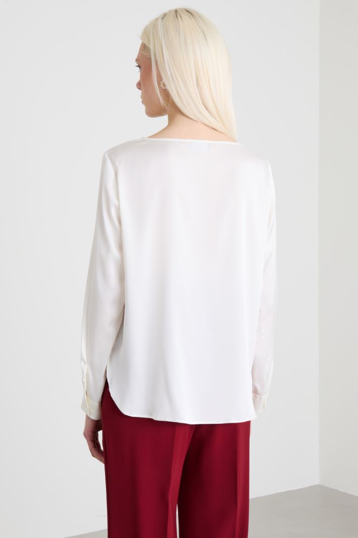 Stretch satin blouse Intrend - 2