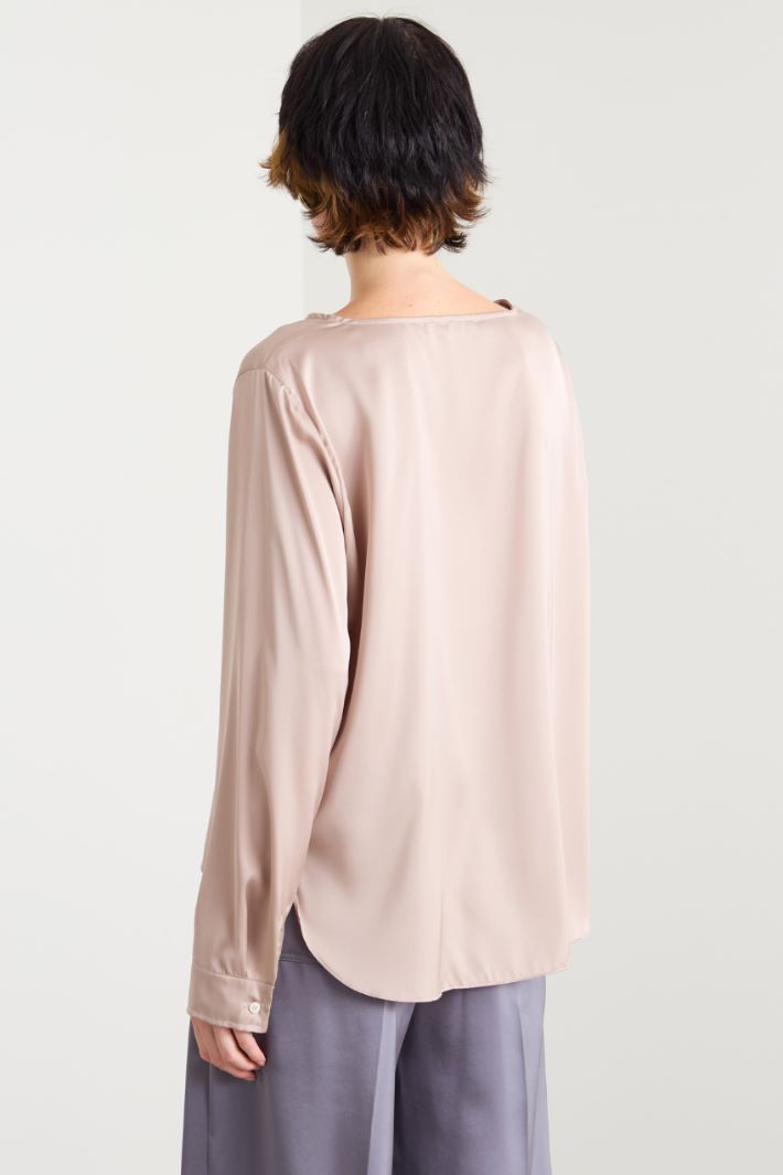 Stretch satin blouse Intrend - 2