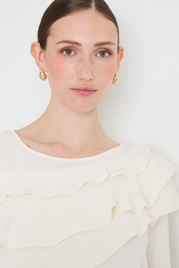 Blouse with ruffle Intrend - 4