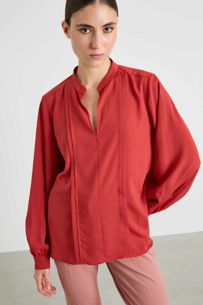 Pleated detailed blouse Intrend