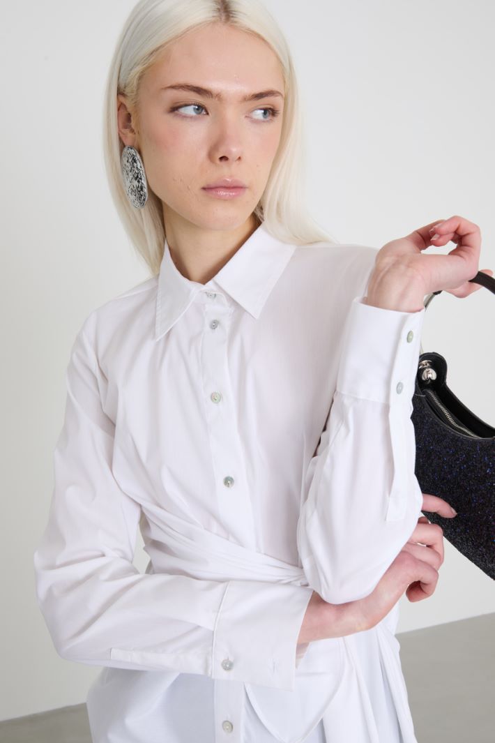 Knotted poplin shirt Intrend - 4