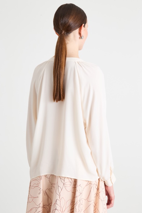 Blusa con arricciature