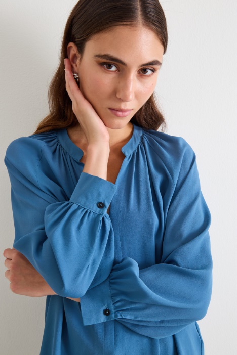 Blusa con arricciature