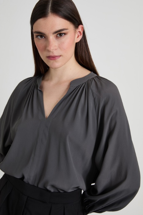 Blusa con arricciature